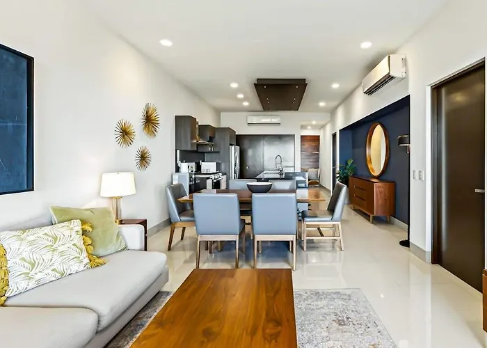 Modern With Ocean View, Pool, Patio, Tennis & Gym