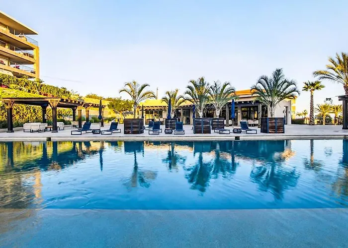 Modern With Ocean View, Pool, Patio, Tennis & Gym *